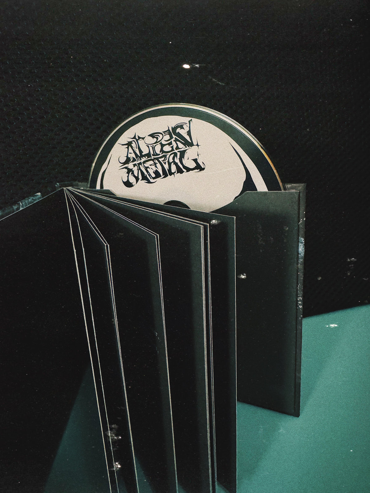 Alien Metal CD